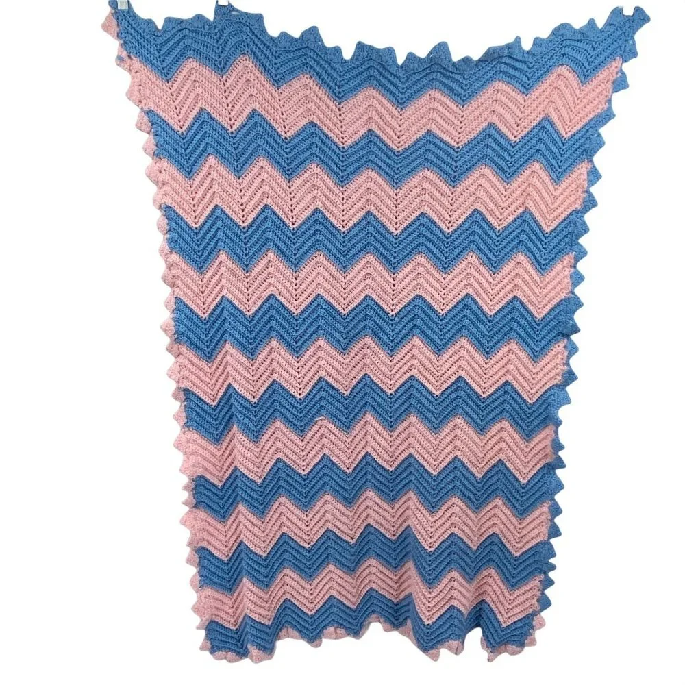 Hand Crochet baby crib stroller blanket pink‎ blue Rectangle scalloped edge